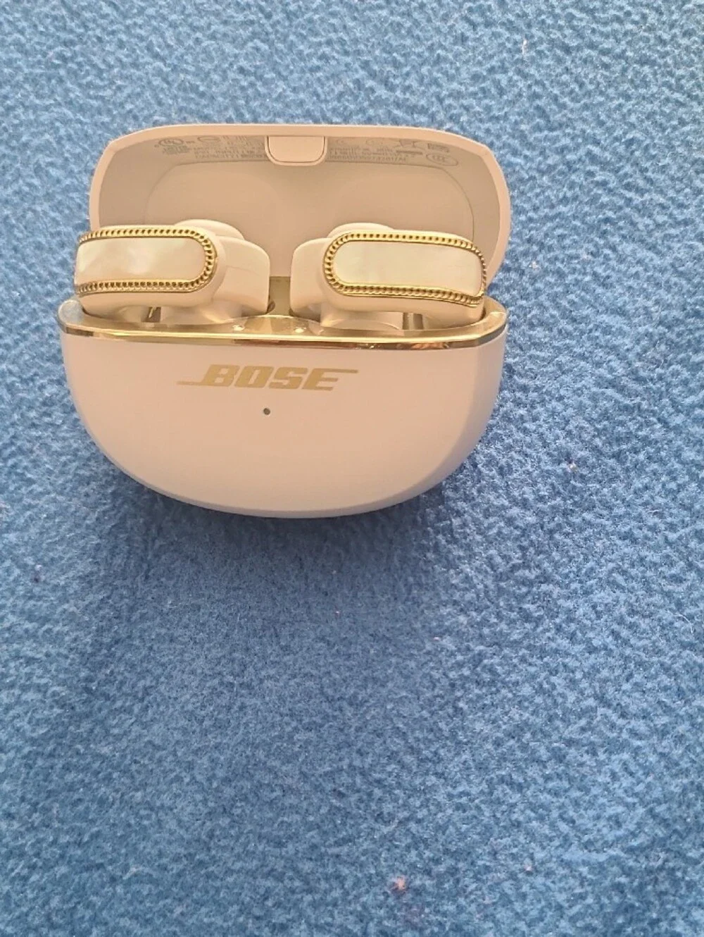 Bose Pearl Blush Charging Case with Gold Trim
